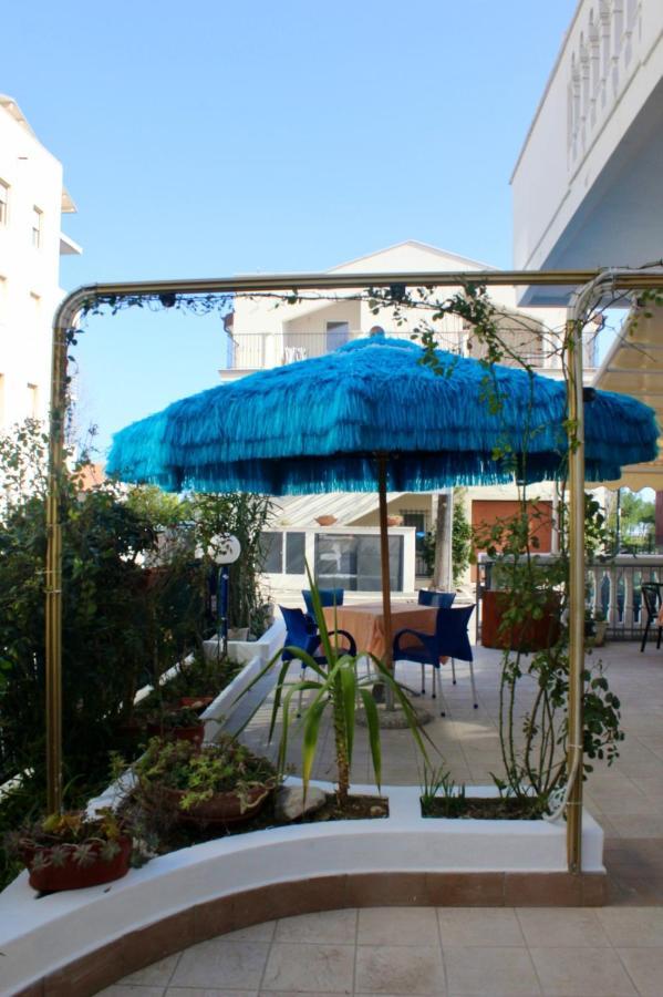Hotel Tuo Mare Silvi Marina Esterno foto