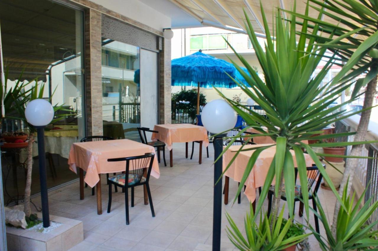 Hotel Tuo Mare Silvi Marina Esterno foto