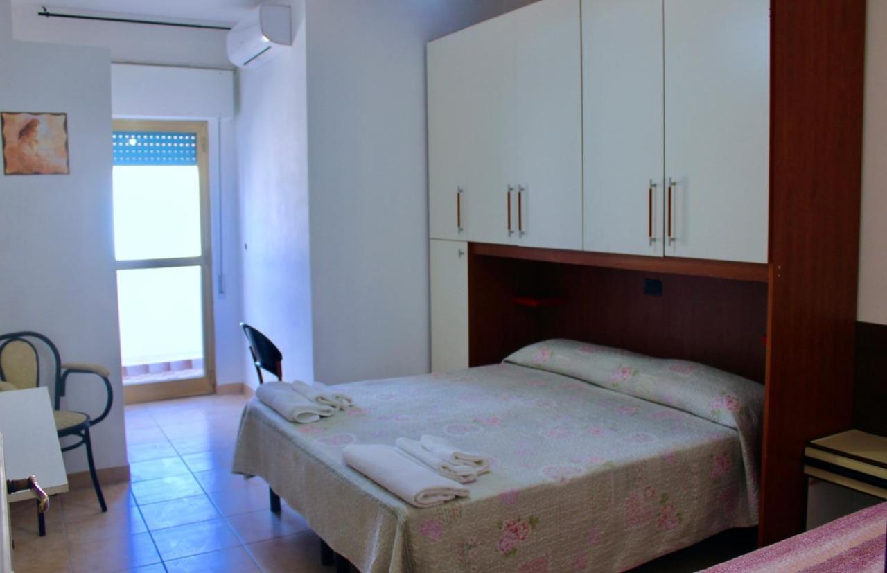 Hotel Tuo Mare Silvi Marina Esterno foto