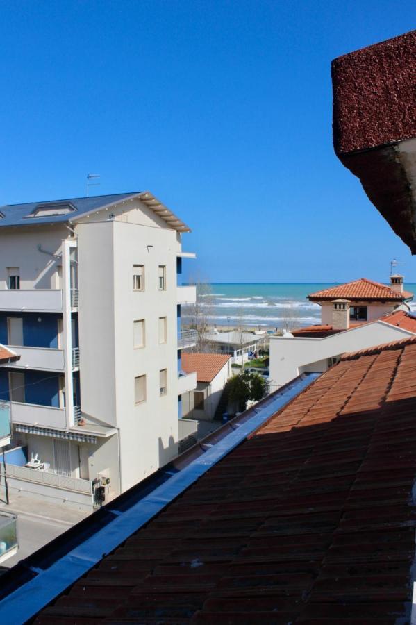 Hotel Tuo Mare Silvi Marina Esterno foto